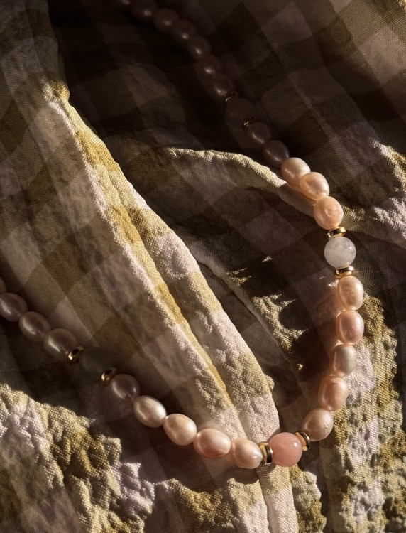 NASZYJNIK JASMINE NATURALNE PERŁY HEMATYT I MORGANIT