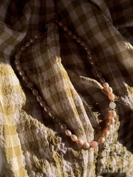 NASZYJNIK JASMINE NATURALNE PERŁY HEMATYT I MORGANIT