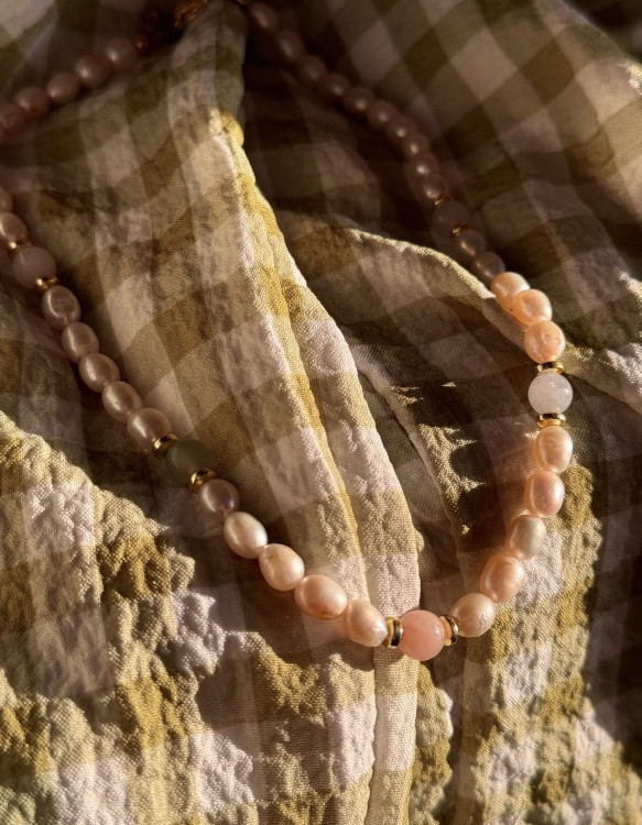 NASZYJNIK JASMINE NATURALNE PERŁY HEMATYT I MORGANIT