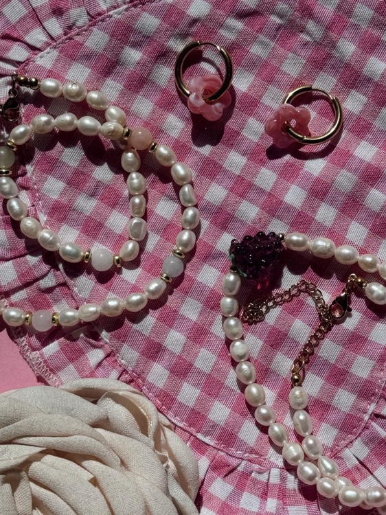 NASZYJNIK JASMINE NATURALNE PERŁY I JEŻYNA