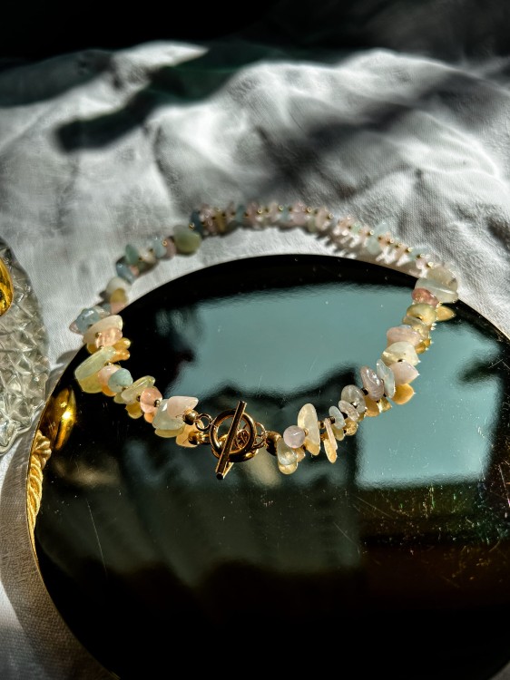 CHOCKER PERLINE NASZYNIK Z MORGANITEM PASTELOWY 1